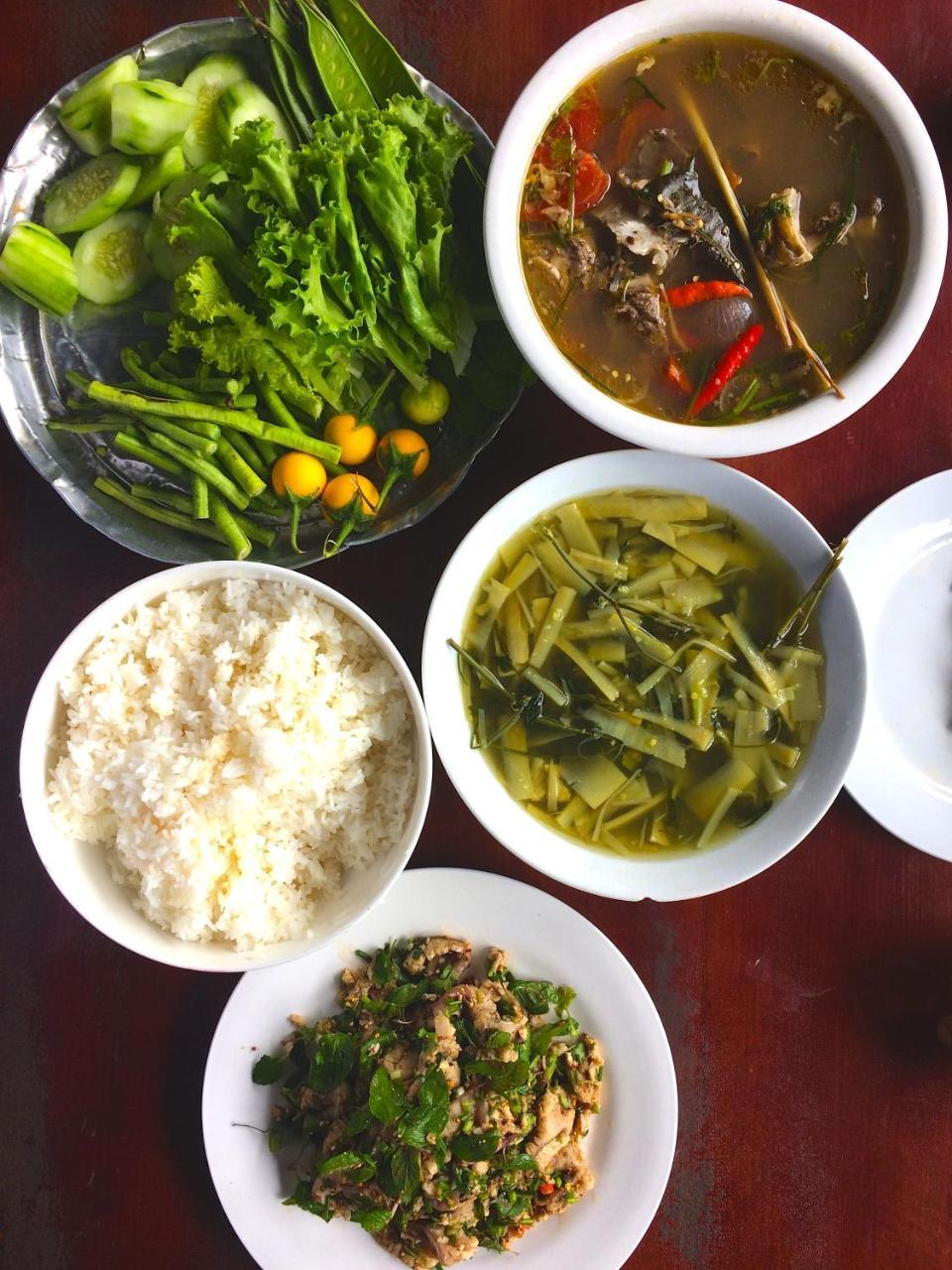 Sabaidee Guesthouse & Restaurant Nam Theun Luaran gambar